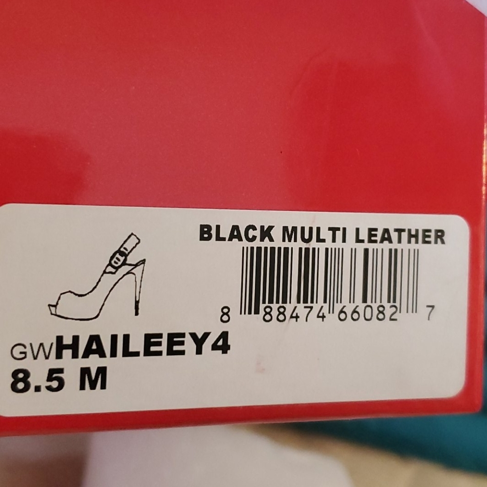 Guess Heels - Picture 5 of 5